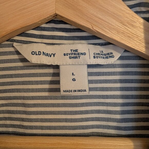 Old Navy Boyfriend Shirt - Picture 3 of 5